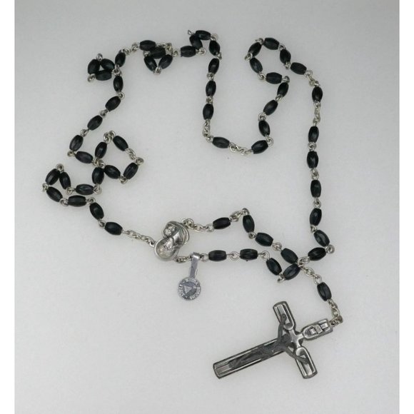 Vintage Italian Black Rosary With Molded Plastic Beads - 5 Decade Rosary - Picture 3 of 8
